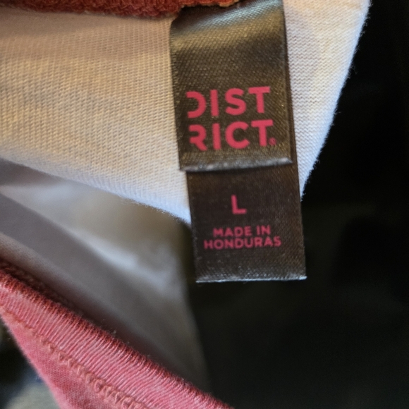 District fall deer baseball t-shirt szL - Picture 6 of 6